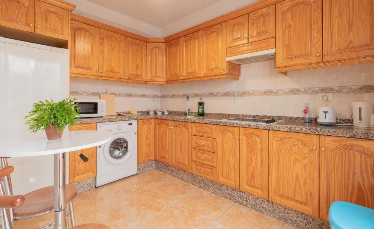 Three Bedroom Near Cruz 1a