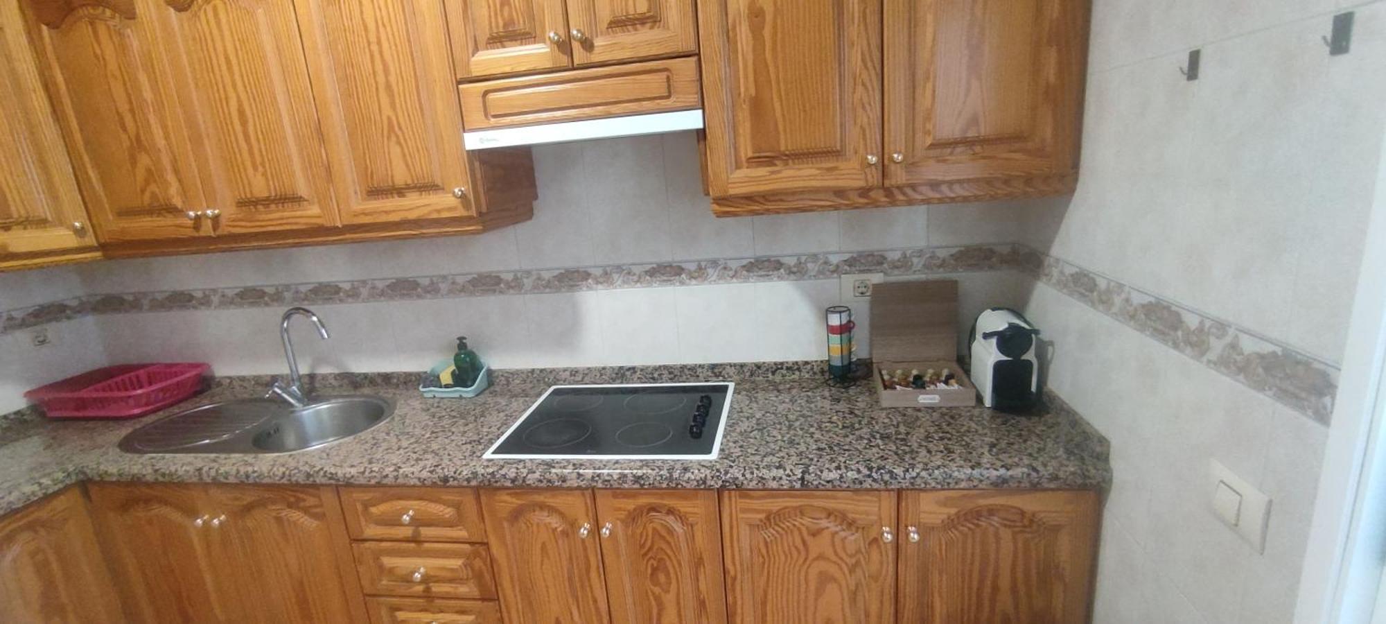Three Bedroom Near Cruz 1a